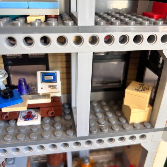 LEGO Sanctum Sanctorum Showdown 76108 Marvel Doctor Strange Incomplete - Picture 9 of 9